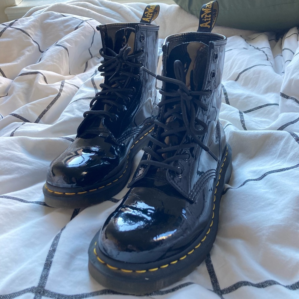 Dr. Martens 1460 8-Eye Patent Boot - Black